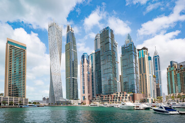 Registering a company in the UAE - what do you need to know? Personal experience