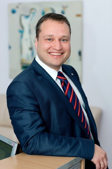 Управляющий партнер Revera Consulting Group Дмитрий Архипенко дал интервью интернет-порталу «Юркаталог»