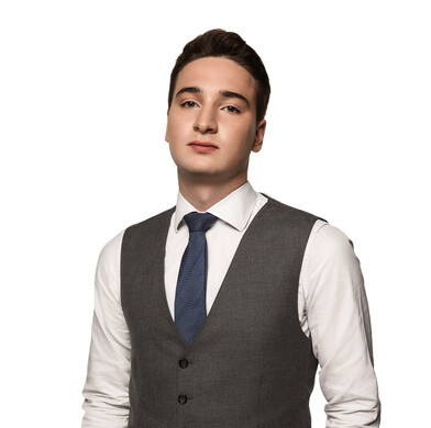 Глеб Якушев